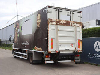 2010-volvo-fl240-1472880-48520380