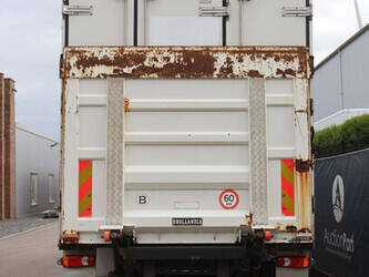 2010-volvo-fl240-1472880-48520381