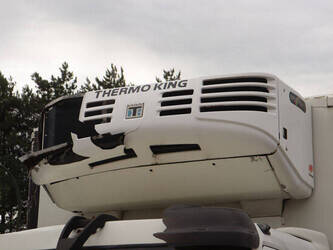 2010-volvo-fl240-1472880-48520386