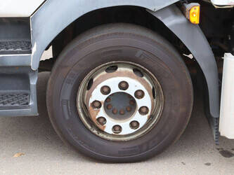 2010-volvo-fl240-1472880-48520390