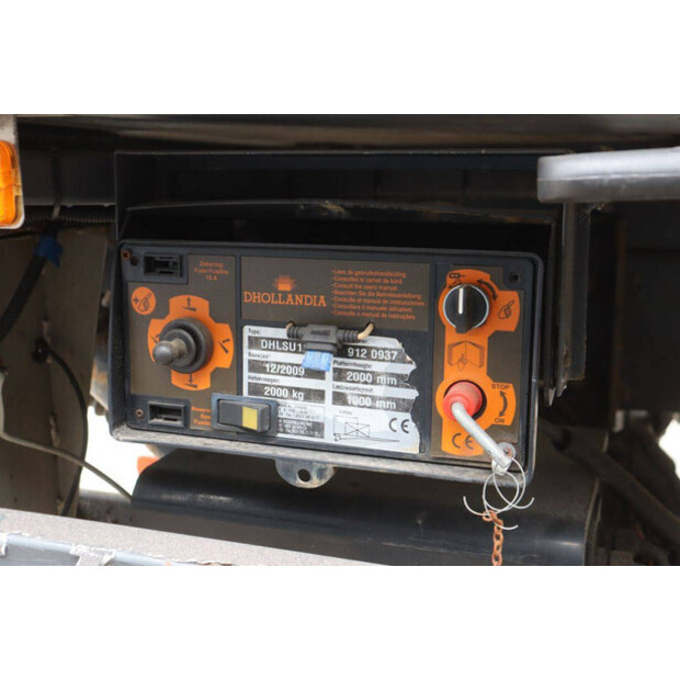 2010 Volvo FL240-48520401