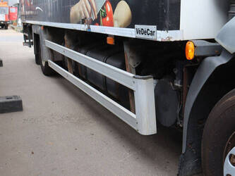 2010-volvo-fl240-1472880-48520403
