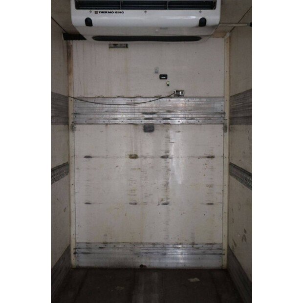 2010 Volvo FL240-48520406