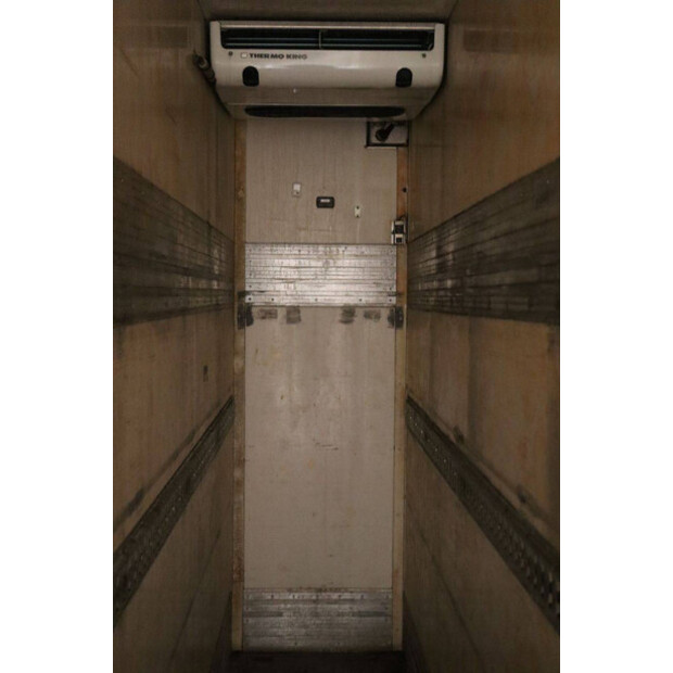 2010 Volvo FL240-48520409