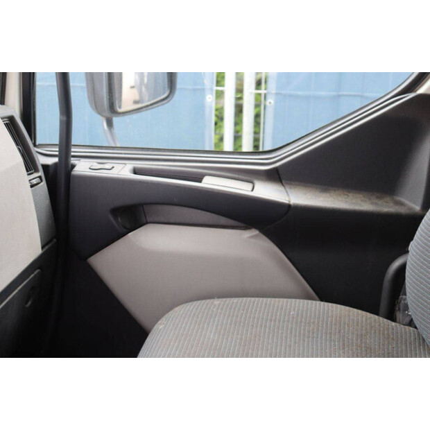 2010 Volvo FL240-48520423