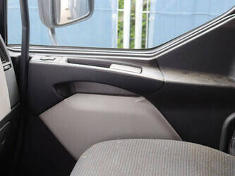 2010-volvo-fl240-1472880-48520423
