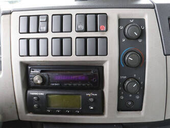 2010-volvo-fl240-1472880-48520425