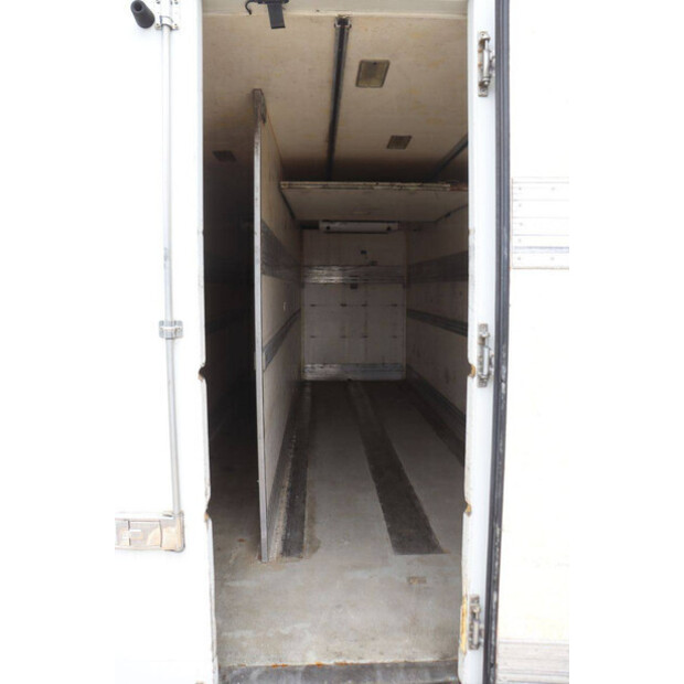 2010 Volvo FL240-48520434