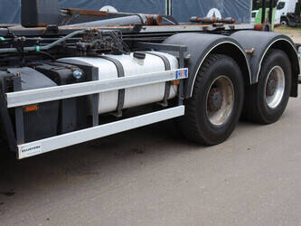 2014-daf-cf460-1472881-48520455