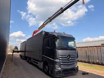 2016-mercedes-benz-actros-2645-1472883-48520539