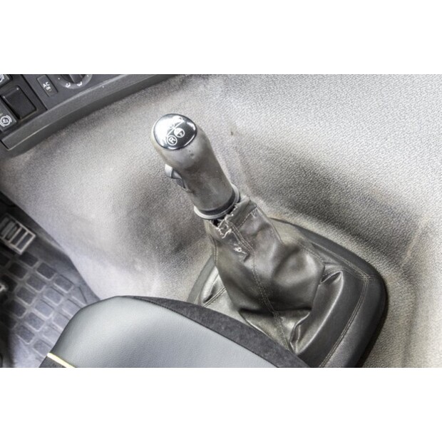 2010 Volvo FM-48522535
