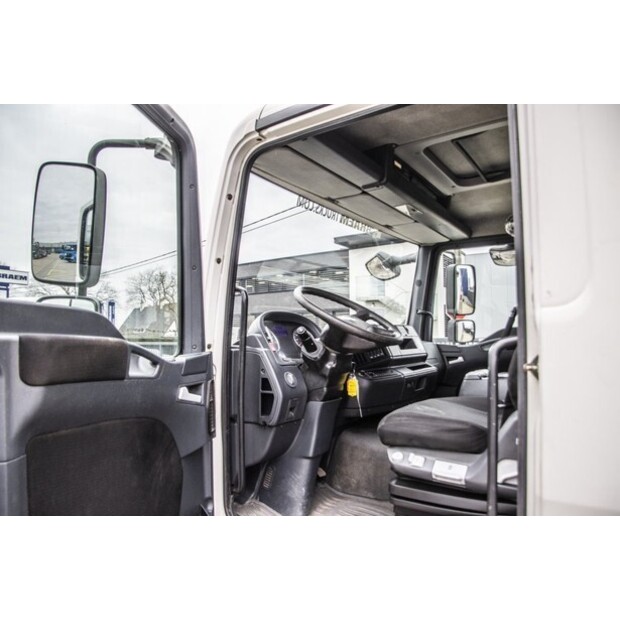 2009 MAN TGL 12.220BL-48522866