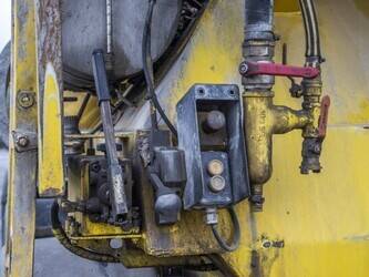 2013-de-buf-beton-mixer-12m3-48523092
