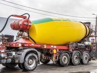 صورة ل خلاط اسمنت نصف مقطورة 2008 ليبهير BETON MIXER 12m³