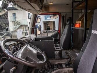 2011-volvo-fe-300-586622-48523461