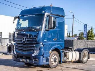 صورة ل 2014 مرسيدس بنز Actros 1848