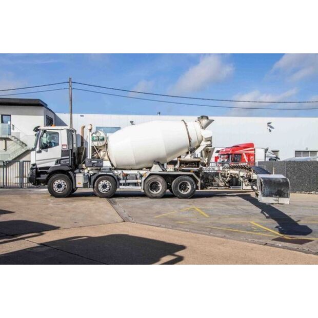 2017 Renault C430-48523567