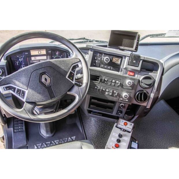 2017 Renault C430-48523575