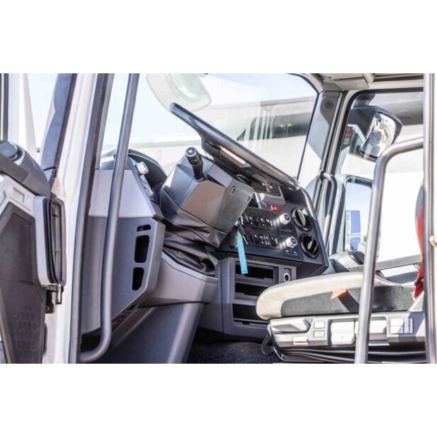2017 Renault C430-48523639