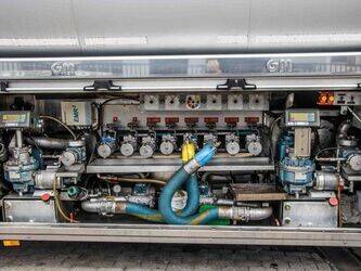 2012-mercedes-benz-actros-2544-673482-48523764