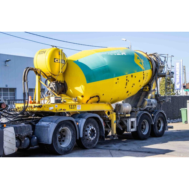2013 إم أو إل BETON MIXER 10M3-48523873