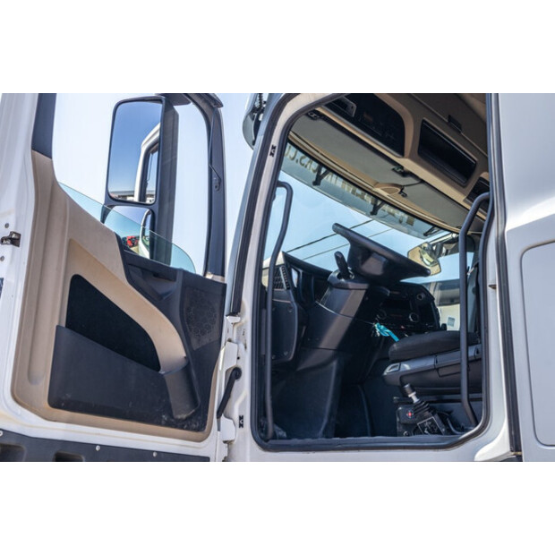 2017 Mercedes-Benz AROCS 1945-48525357