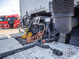 2017-mercedes-benz-arocs-1945-843139-48525650