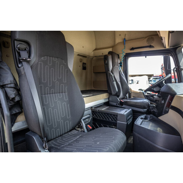 2017 Mercedes-Benz AROCS 1945-48525655