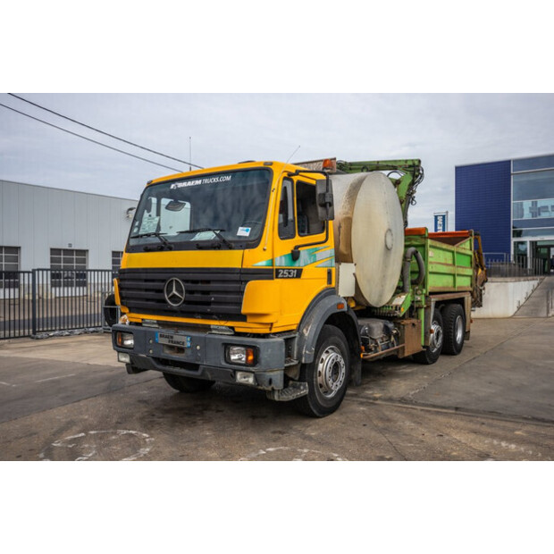 1997 Mercedes-Benz SK 2531-48525949