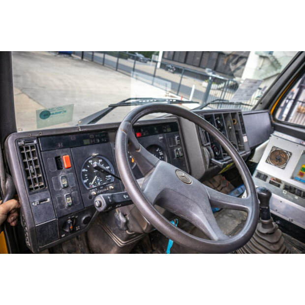 1997 Mercedes-Benz SK 2531-48525953