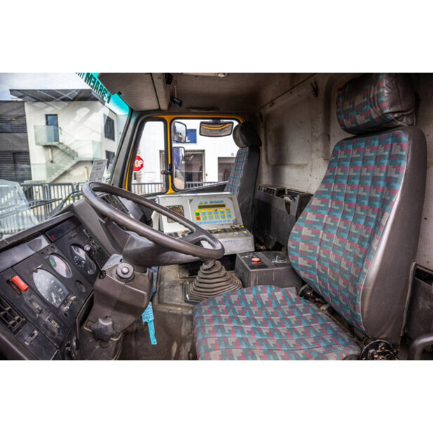 1997 Mercedes-Benz SK 2531-48525954