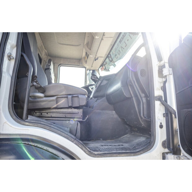2017 Iveco Trakker 400-48526136