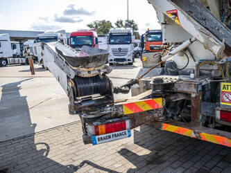2017-iveco-trakker-400-883655-48526159