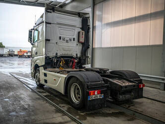 2014-mercedes-benz-actros-1845-ls-915548-48526170
