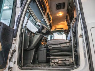 2014-mercedes-benz-actros-1845-ls-915548-48526173