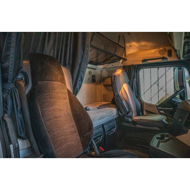 2014 Mercedes-Benz Actros 1845 LS-48526177