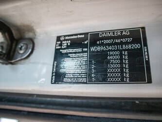 2014-mercedes-benz-actros-1845-ls-915548-48526178