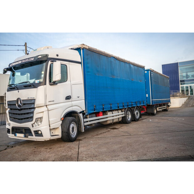 2015 مرسيدس بنز ACTROS 2548-48526180