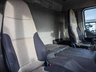 2011-renault-premium-340-dxi-932134-48526213