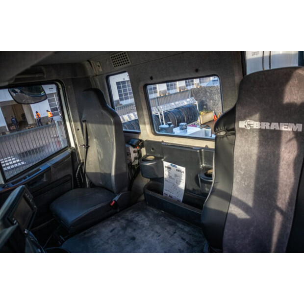 2017 Iveco EUROTRAKKER 400-48526241