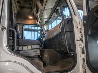 2011-renault-kerax-380dxi-952234-48526258