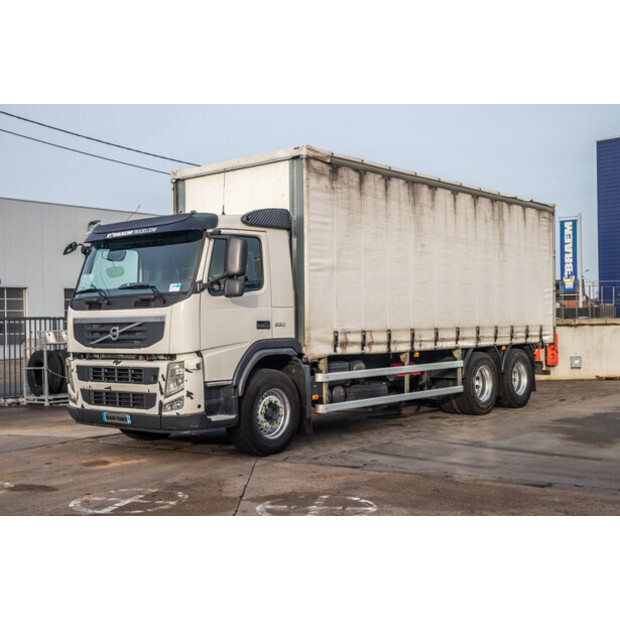 2011 Volvo FM330-48526344