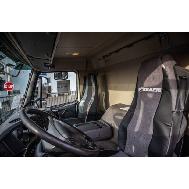 2011 Volvo FM330-48526354