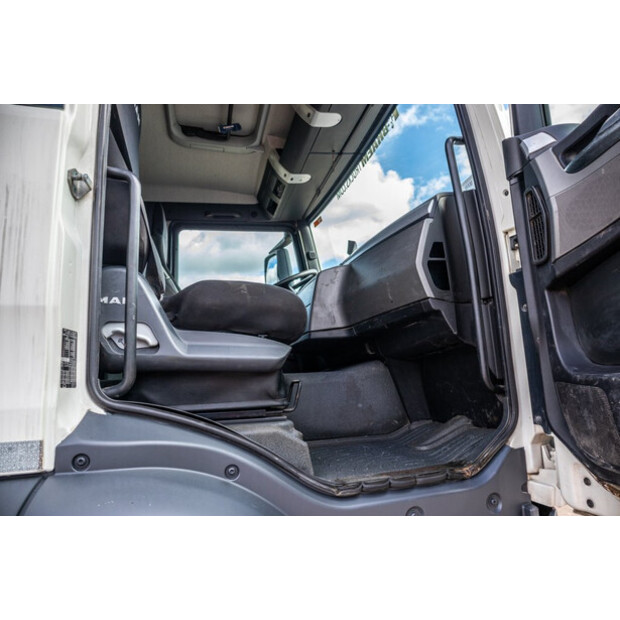 2016 MAN TGS 32.400-48526412
