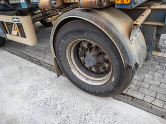 2014-van-hool-others-1011493-48526456