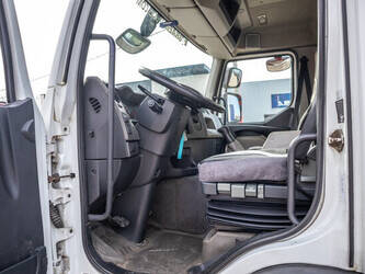 2012-renault-premium-340-dxi-1011494-48526471