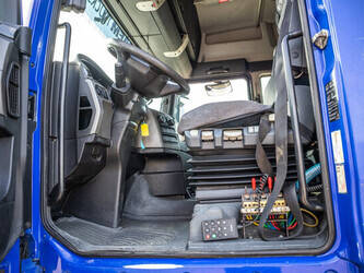 2009-man-tgx-25-440-48526497