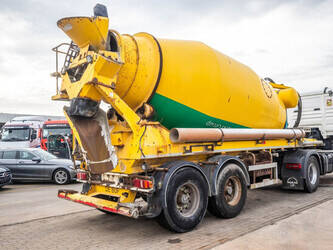 2015-de-buf-beton-mixer-10m3-48526620