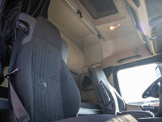 2015-mercedes-benz-actros-1845-ls-1137764-48526729