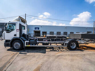 2016-renault-d-wide-380-dxi-48526814